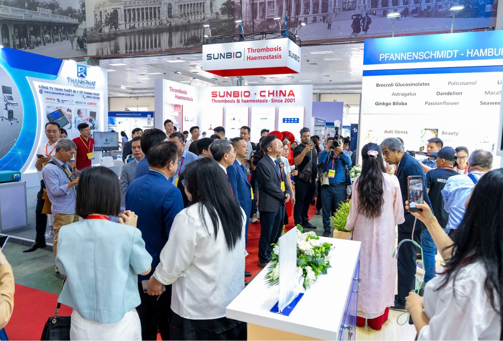 Lần thứ 32 tổ chức Triển lãm Quốc tế chuyên ngành Y dược Việt Nam
